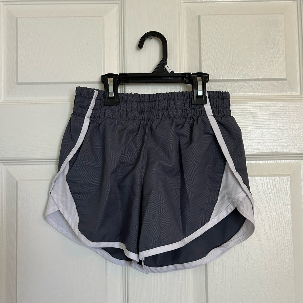 Athletic shorts with star pattern